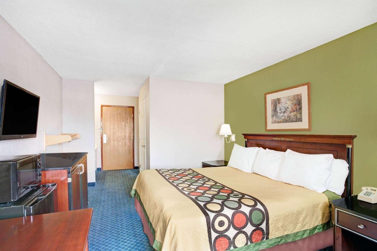 Super 8 By Wyndham West Memphis Hotel Eksteriør billede